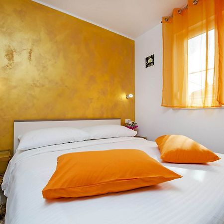 Apartment And Studio Tereza Ρόβινι Εξωτερικό φωτογραφία